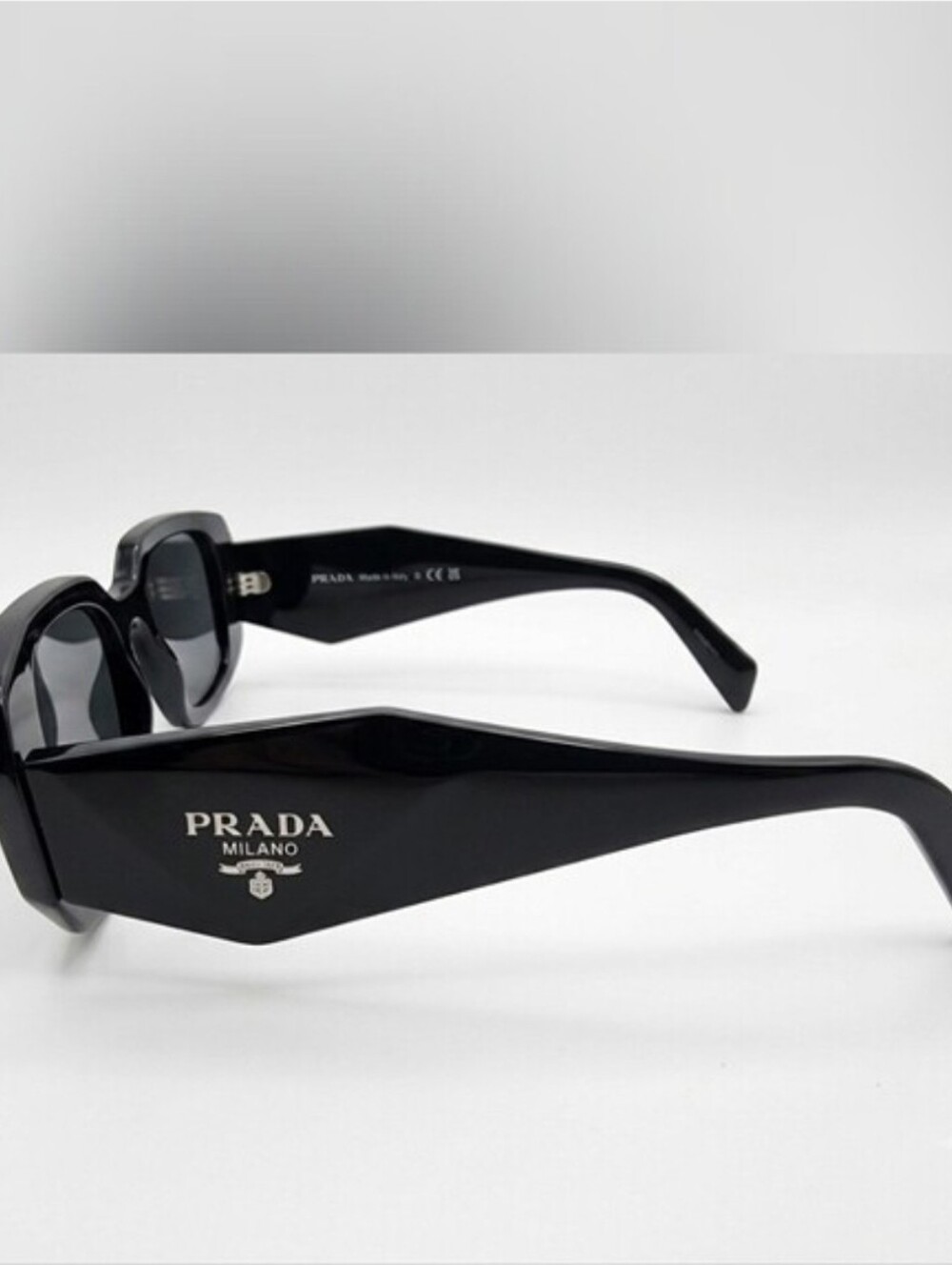 Chic Black Geometric Rectangular Sunglasses | Bold Chunky Frames